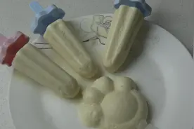 天越来越热了，阿源教你做牛奶雪糕，做法简单，凉爽又好吃