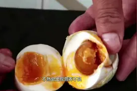 肝囊肿人群只增不减，这2类食物得别吃了，吃一口囊肿生长的更快视频封面
