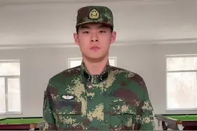 极限俯卧撑挑战图片