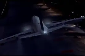 影视：机长已坠机，空姐开着飞机迫降成功，真的是惊心动魄啊视频封面