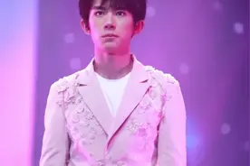 TFBOYS唱《不完美小孩》，唱的句句刺心，歌词太写实视频封面