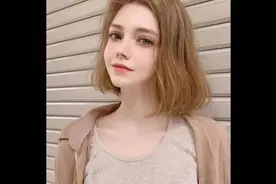 火爆全网的德国小仙女模特Chloe
