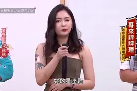 尴尬！新郎婚礼喝醉抱着她不放手视频封面