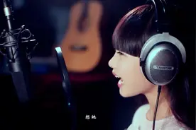 11岁女孩翻唱 - 《那些花儿》视频封面