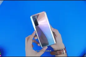 Nova家族又有新机，华为 nova 7 5G 快速上手测评视频封面