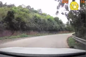 油价便宜，3毛多一公里，小排量手动开始攻山路咯！视频封面