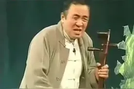 大师哭坟《我想我的妻》，看完泪流满面，经典视频封面