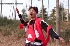 哪吒真人版：变异超人伤害人类，哪吒用乾坤圈夺取性命，真牛！