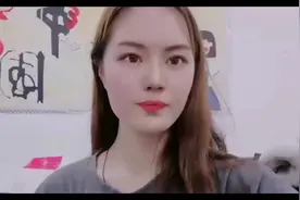 医学小美女上课，到教室就领几副中药，学中医真的是太难了视频封面