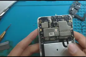 魅蓝手机壳翘起，什么故障引起，看我如何修复视频封面