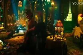 机器之血：欧阳娜娜从影以来最大胆的一次演出，精彩视频封面