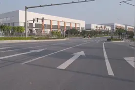 欧派集团清远基地五年前还是山林野岭视频封面