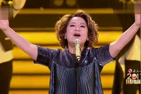 灵魂歌手杜丽莎一首《给所有知道我名字的人》台下明星哭成一片！视频封面