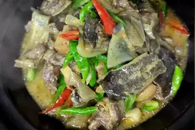 衡阳酒店大厨，做了一个年菜甲鱼，满口胶原蛋白#年夜饭的故事#视频封面