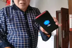 姚哥:手机卡槽断里面了，如强行拆机会对手机有影响吗？