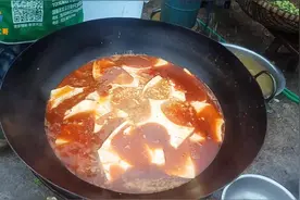 看到农村九大碗大厨做的红油豆花，感觉我以前做得太假了！