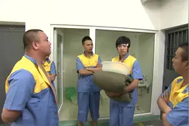 影视：俞灏明坐牢这段，演技太赞了，牢霸都敬他三分了视频封面