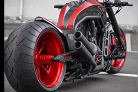 这些哈雷重机车的轮胎这么宽，耗油量肯定不比小车少视频封面