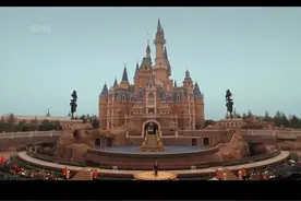上海 迪士尼乐园 的建成过程和故事视频封面