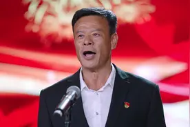 一个都不能少：蒋为民为剧场揭幕，赵百川说出自己心态的转变