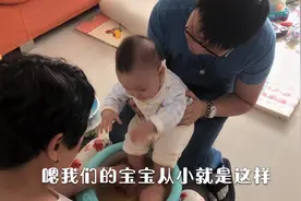 宝宝感冒流鼻涕，小黑妈教你这个小妙招，一招搞定视频封面
