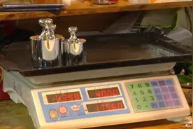 ​“3·15” 在行动：开展市场计量检查 重拳打击“黑心秤”视频封面