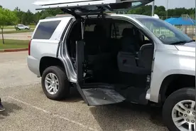 坐轮椅直接上车，全自动残疾人专用汽车视频封面