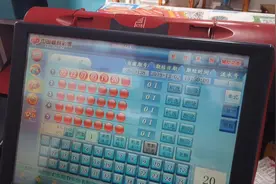 彩票大神神机妙算，研究出2元一注七乐彩，挑战500万大奖。