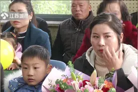 时隔27年，他终于找到了当年粗心大意弄丢的孩子视频封面