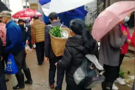 重庆市合川区，合川最大的农贸市场，大石赶场真意想不到的热闹视频封面