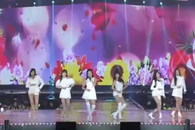 Apink最洗脑神曲《LUV》，这个现场看了很多遍！真精彩