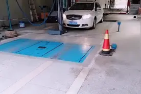 车子六年第一次年检，带大家看看上线年检流程视频封面