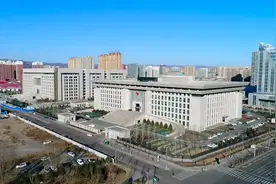 检察版《踏山河》：步伐坚定 一心为民图片