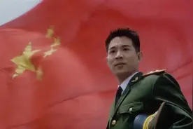 中南海保镖：最后送手表的含义终于看懂了！中国军人的浪漫！视频封面