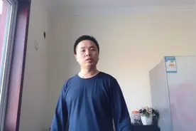 病毒来袭疫情蔓延经济不好，收入减少怎么办？小伙用1个手机解决视频封面