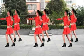 精选热门抒情广场舞《爱了你那么久》动听旋律，只有八步一学就会