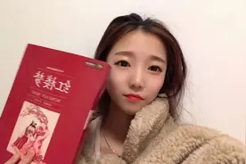 19岁小美女被妈妈逼着，看四大名著，红楼梦完全看不懂，怎么办好