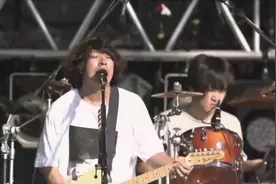 台下粉丝沸腾了！这首《火影忍者》主题曲，承载了多少人的青春！