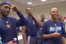 09年NBA全明星赛前艾弗森剃掉了地垄沟头发，把大家乐的不行视频封面