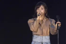 金玟岐倾情演唱《新娘阿花》，用歌声演绎平凡婚姻的美好！