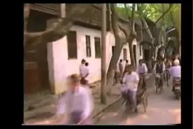 1990年的苏州街景，满大街的自行车视频封面
