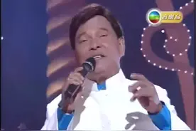 七十年代歌星[ 郑锦昌] 现场演唱三首粤语金曲，一首比一首动听！视频封面