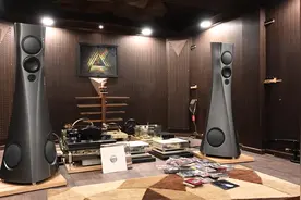 越南超级发烧友家访爱诗特浓Estelon落地音箱，满地的高级器材！视频封面