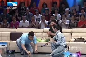 影片中那些神奇的音效是怎样做出来的，大王小王现场为您揭秘视频封面