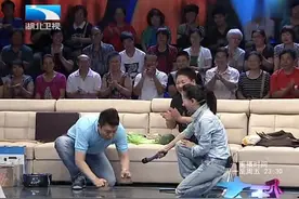 影片中那些神奇的音效是怎样做出来的，大王小王现场为您揭秘视频封面