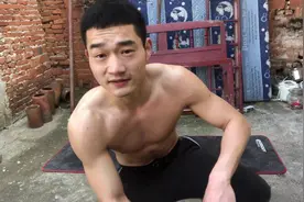 【挑战】14分钟100个波比跳挑战——暴汗的感觉真爽视频封面