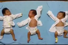 一分钟内亲眼见证，三胞胎出生后第一个月的成长变化，太美好了