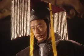 东周列国志·战国，图穷匕见，荆轲刺秦，被秦始皇拔剑击成重伤