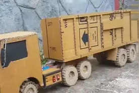 和孩子一起用纸壳做集装箱玩具车，玩具不用买了