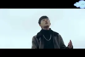 橘子留声机翻唱一首《我管你》，气场十足尽显王者风范视频封面
